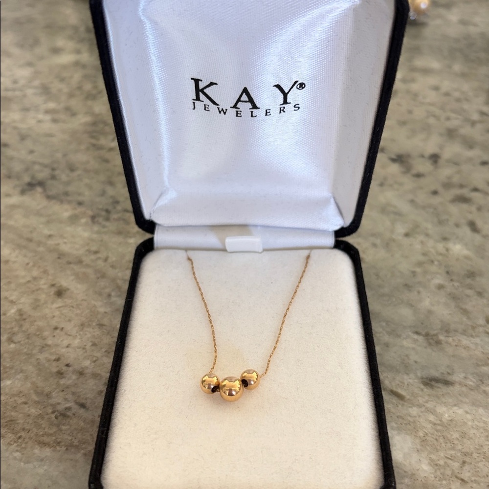 Kay Jewelers Gold Bead Necklace 18”